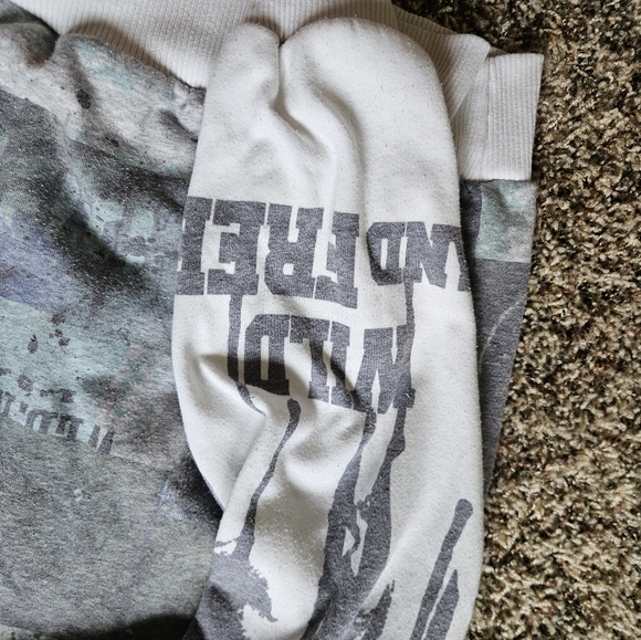 For Keeps crew neck pullover - Picture 2 of 5